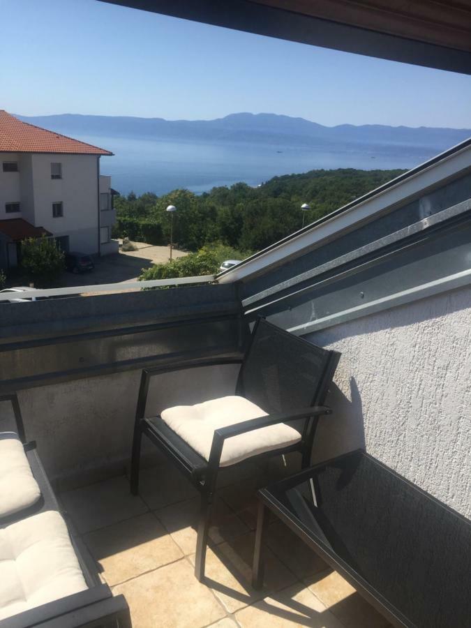 Apartment Doderovic Kostrena Exterior foto