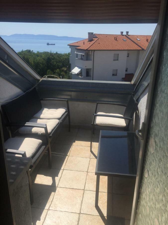 Apartment Doderovic Kostrena Exterior foto